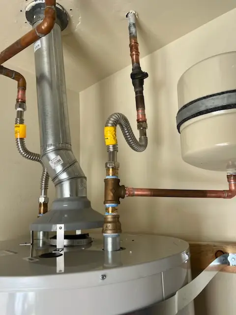 Water heater installation and plumbing repair in Lakemoor